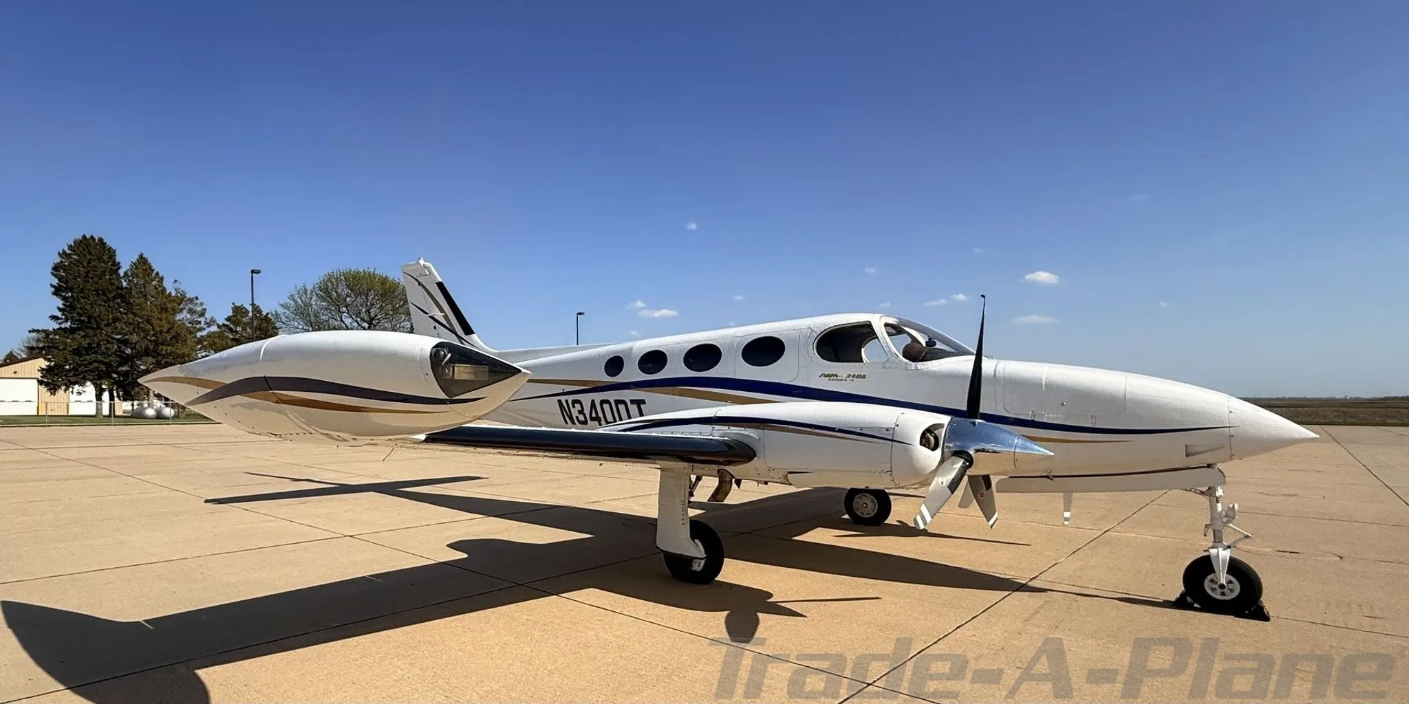 Side view of the Cessna 340A on a clear day.