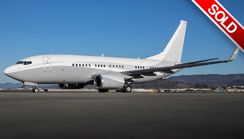 2000 BOEING BUSINESS JET