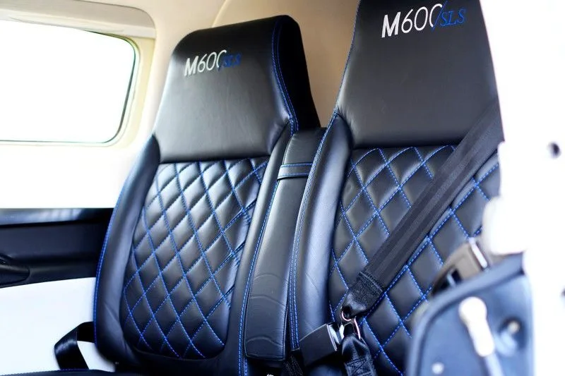 The luxurious cabin seats of the Piper PA46 M600.