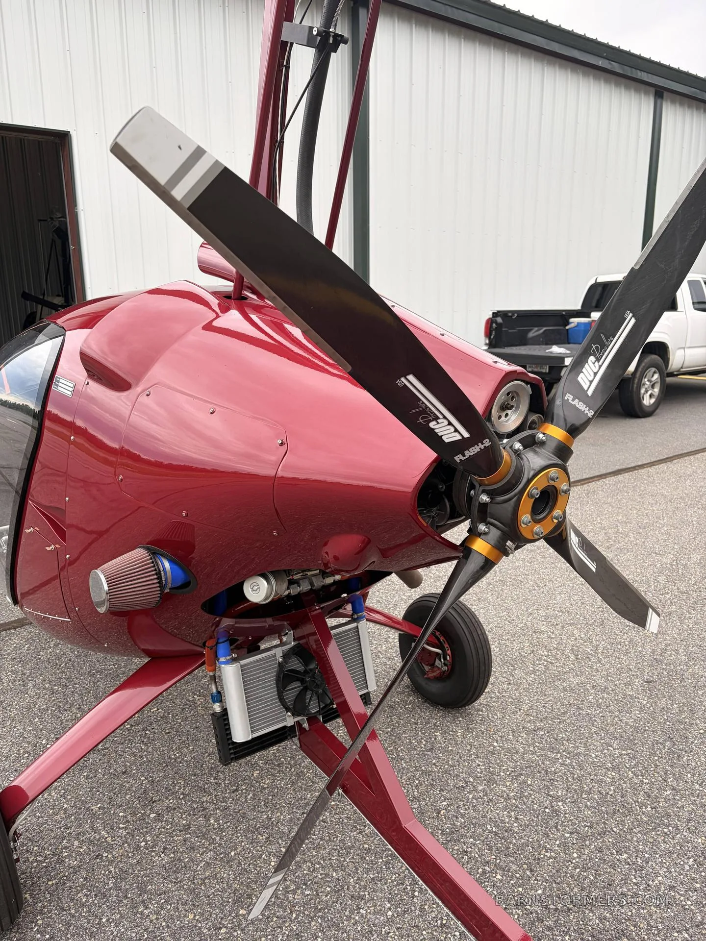 Close-up of the propeller and engine of the MAGNI M24 GYRO.