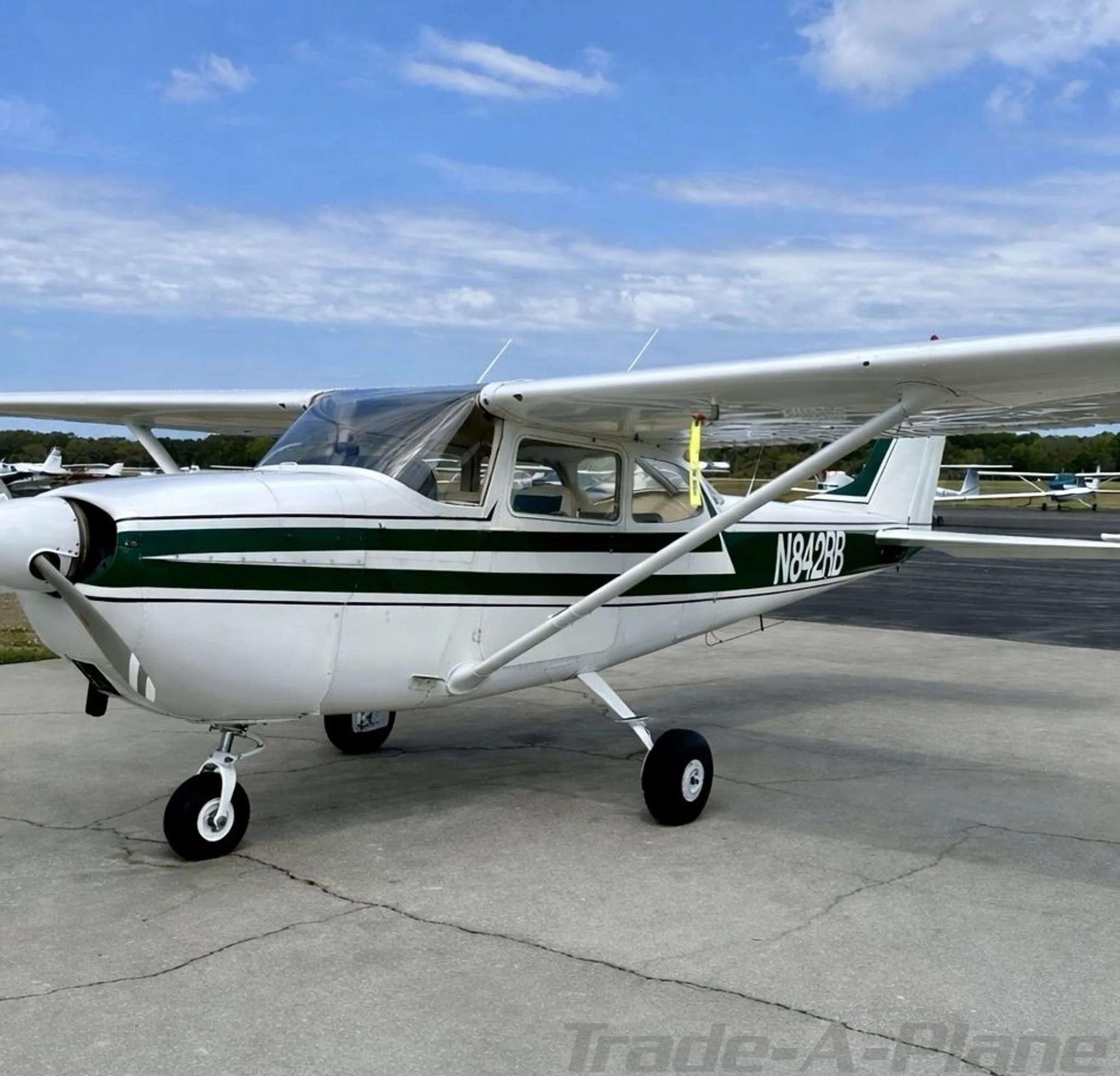 Close-up view of the Cessna 172K Skyhawk.