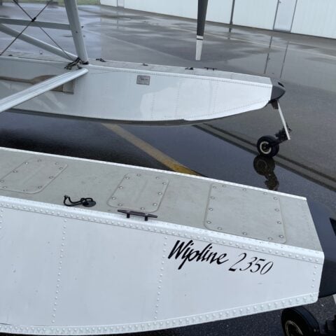 Close-up of the Wipline 2350 floats on the Cessna.