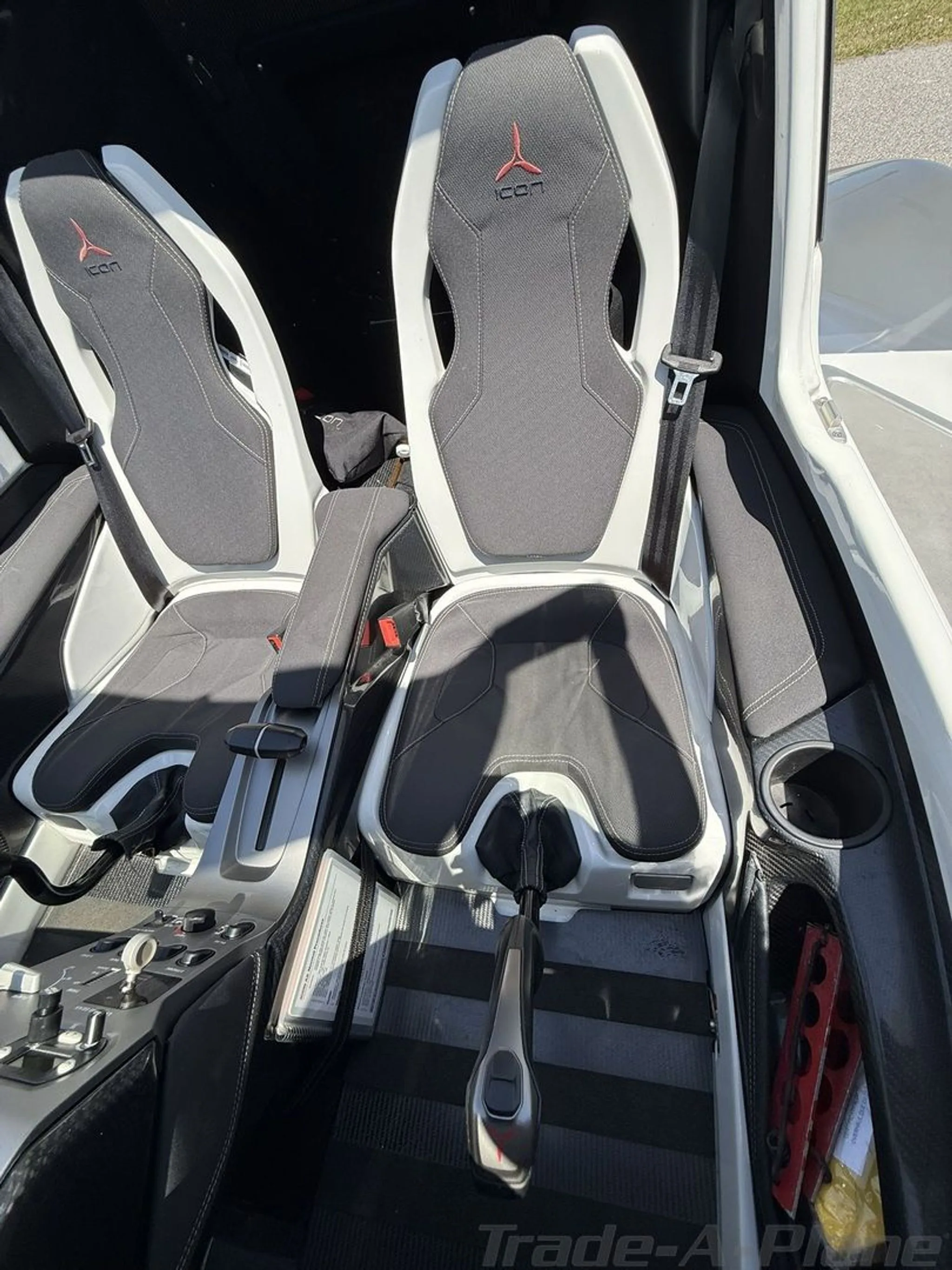 Interior seating of the ICON A5.