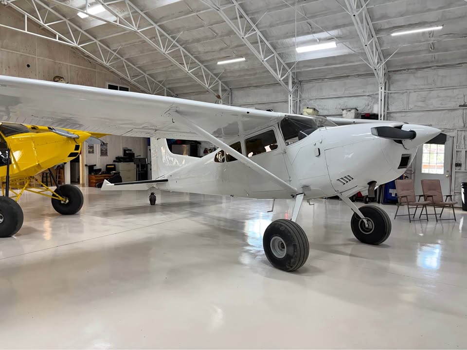1967 Cessna 185E