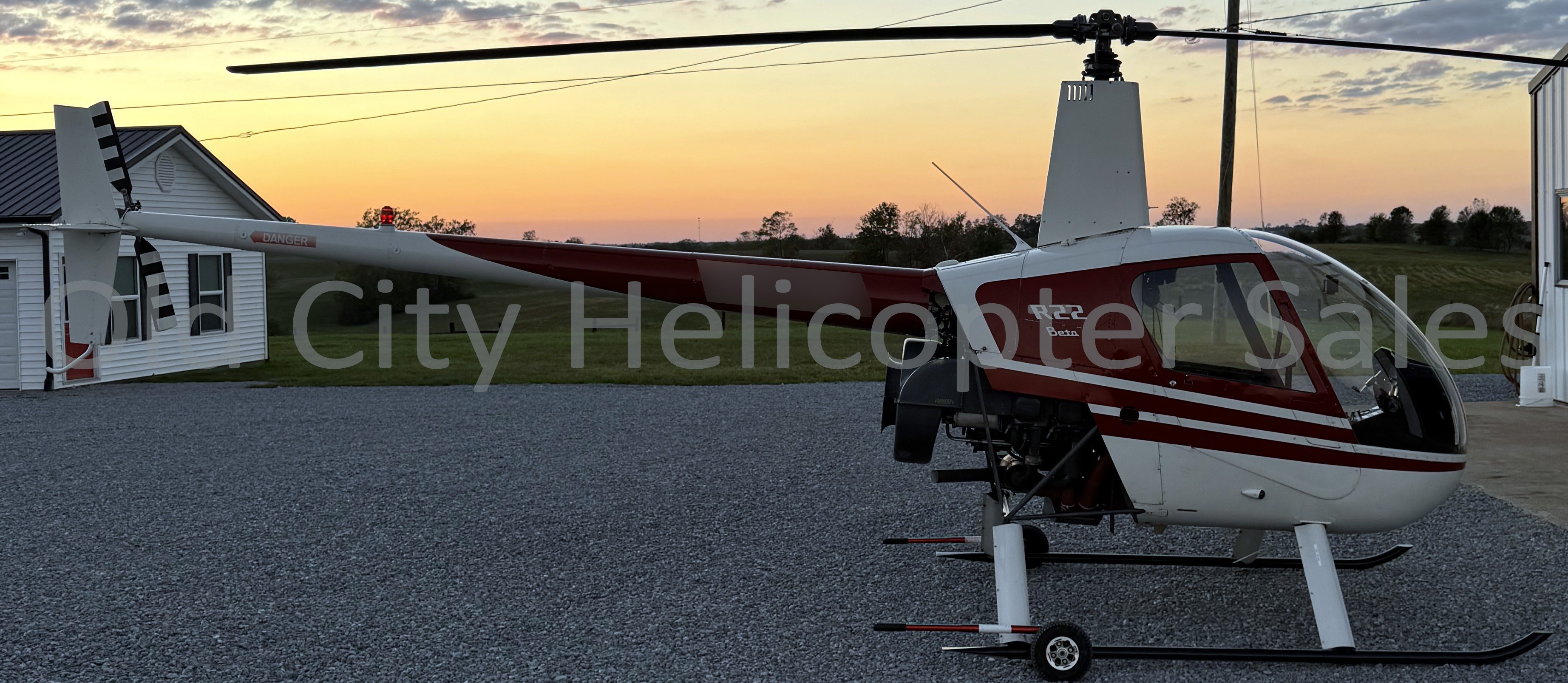 1990 Robinson R22 BETA