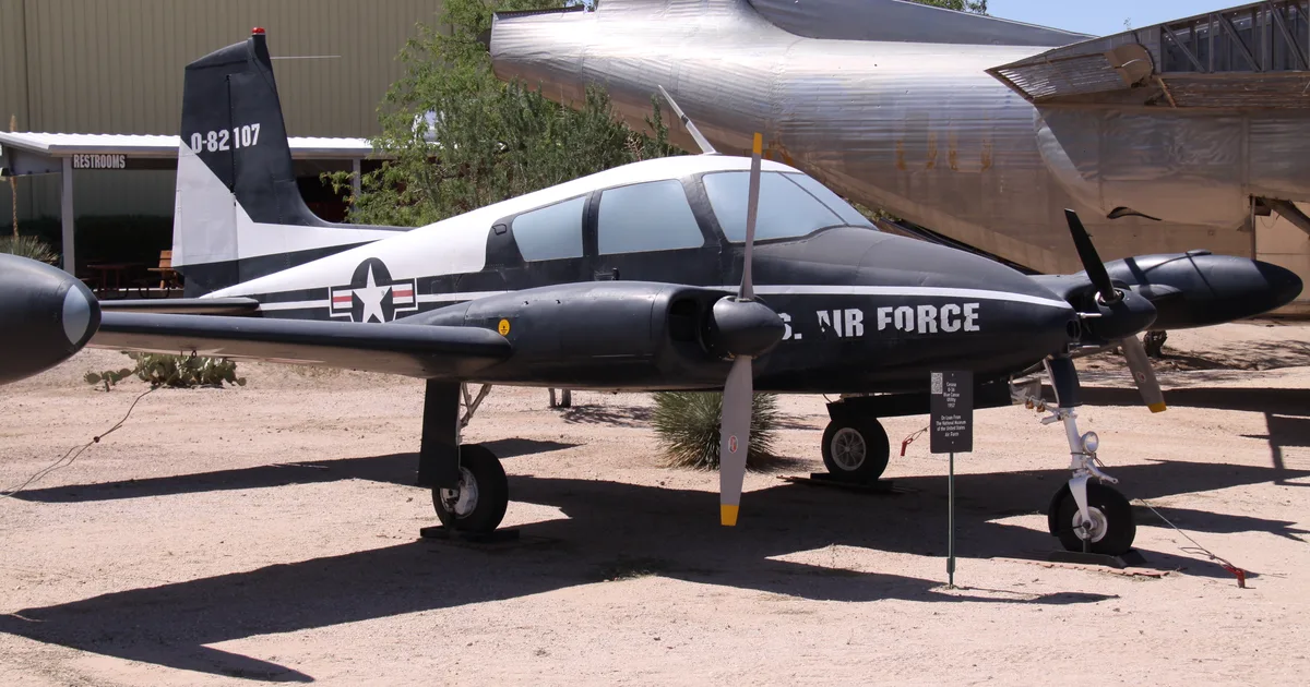 Cessna Aircraft Company 310E