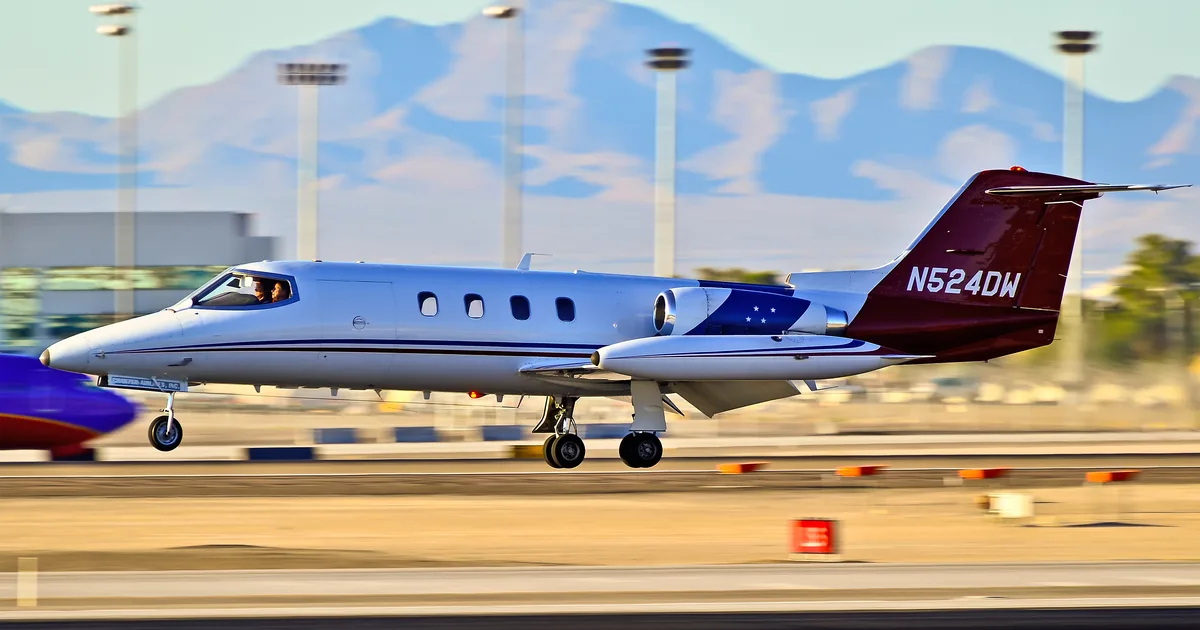GATES LEAR JET 25B
