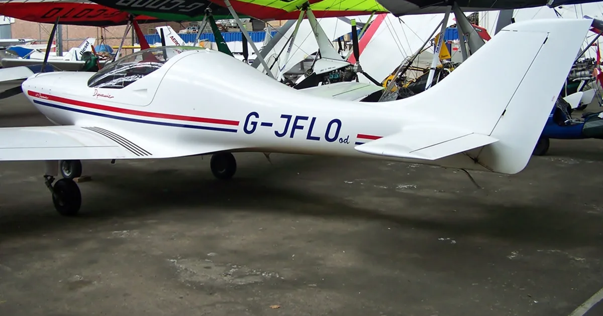 Yeoman Light Aircraft Company Ltd DYNAMIC WT9 UK Dynamic