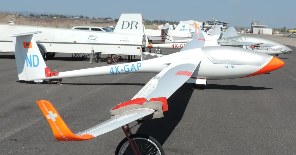 AB Sportine Aviacija LAK-17 AT Turbo