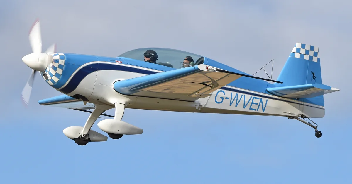 Extra Flugzeugbau Gmbh EA300/200