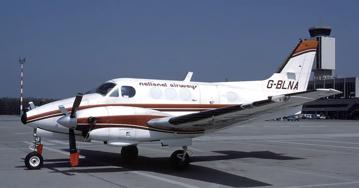 Beechcraft B90