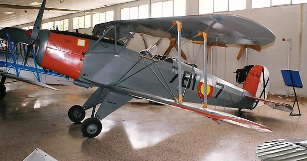 CASA Jungmann 1-131E