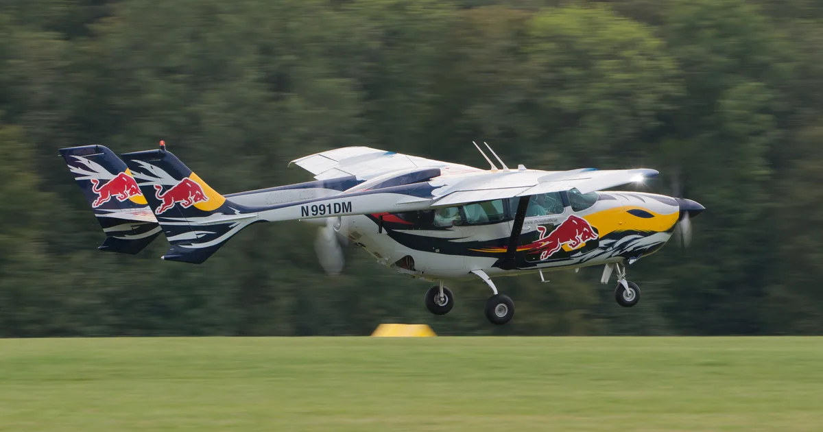 Cessna Aircraft Company 337