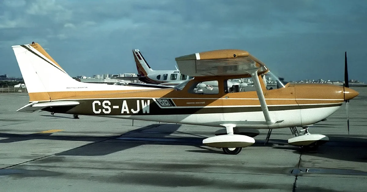 Cessna Aircraft Company FR172J Rocket