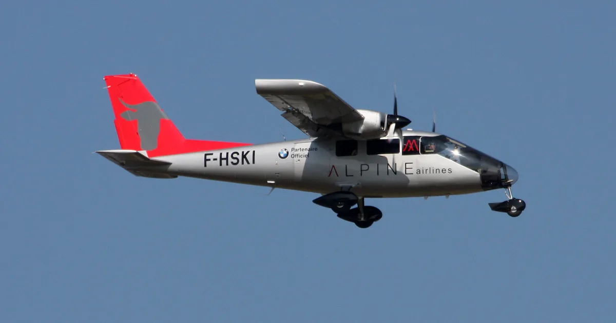 VULCANAIR P.68 Observer 2