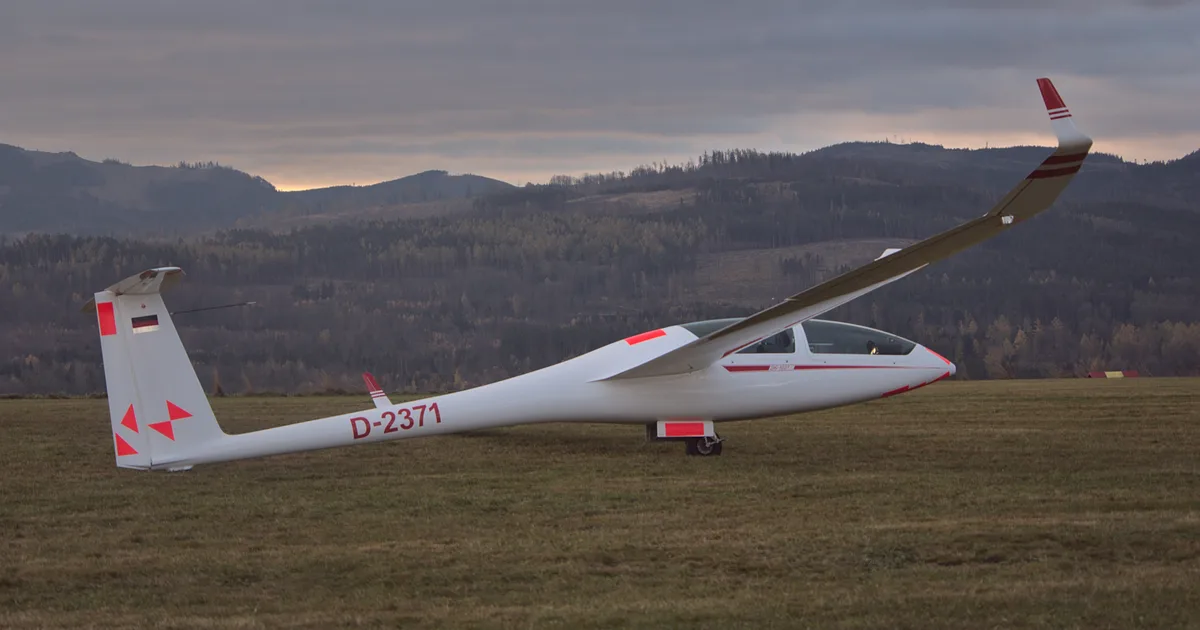 Glaser-dirks Flugzeugbau Gmbh GLASER-DIRKS DG-100