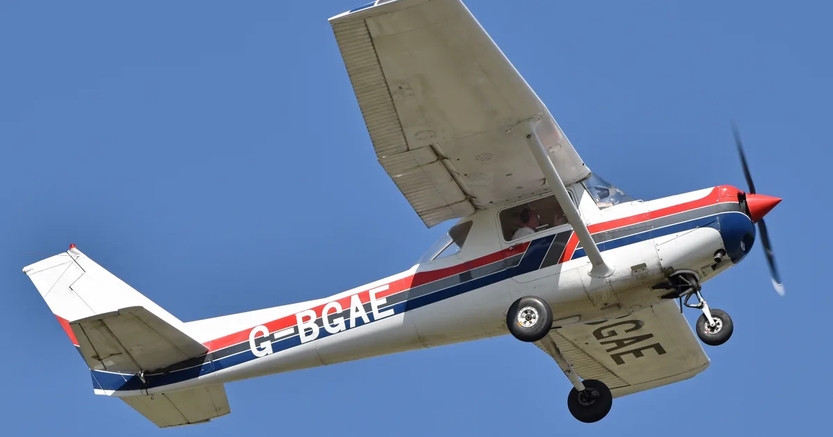 Cessna Aircraft Company F152