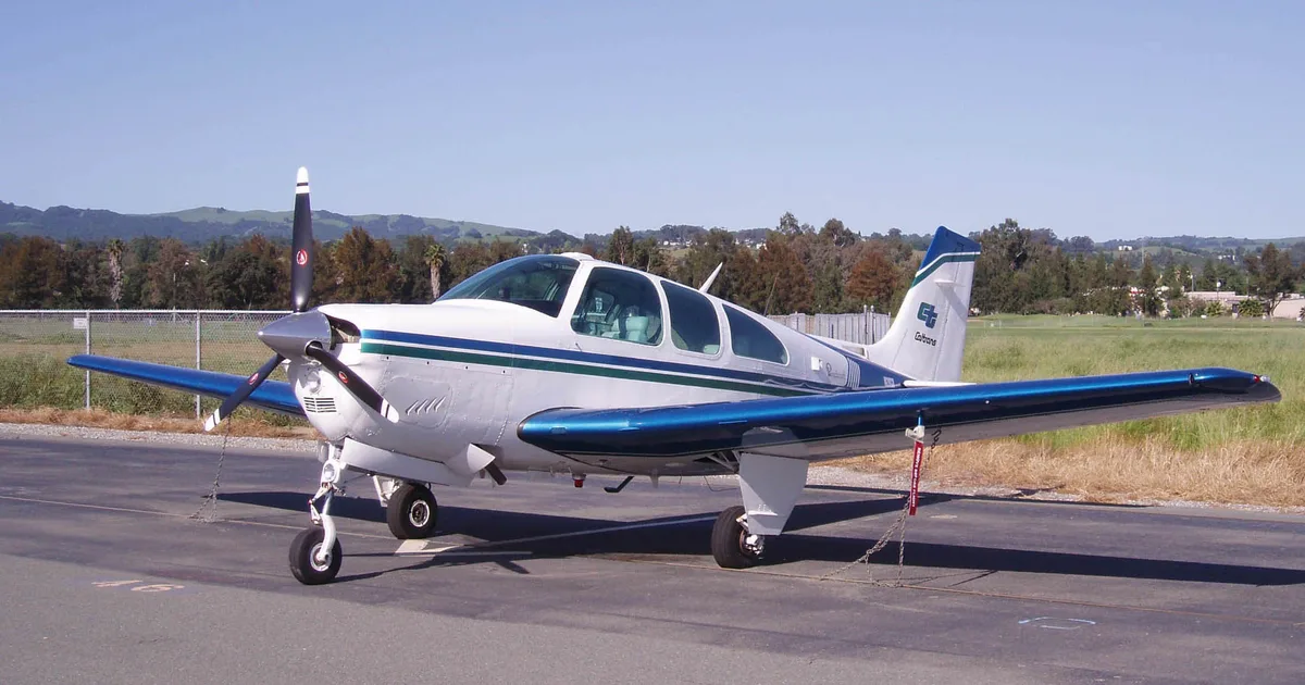 Beechcraft E33A