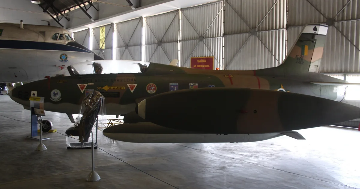 XAVANTE A-122-B