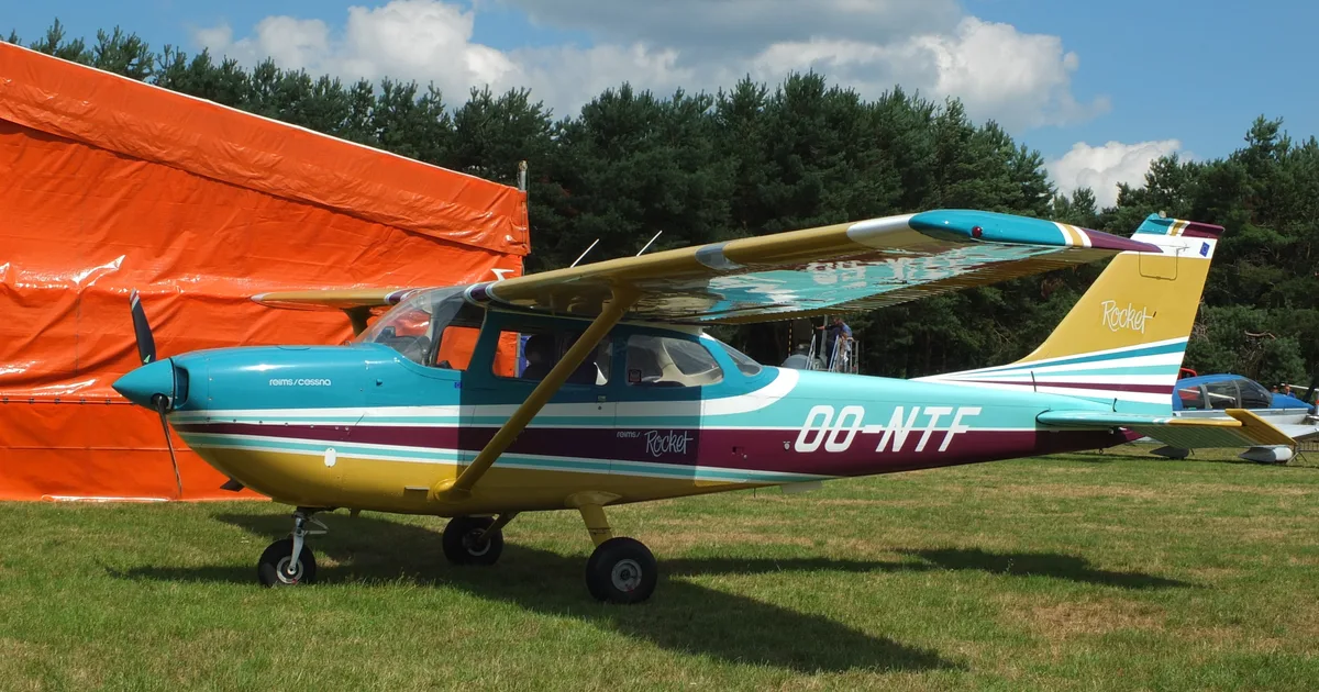 Cessna Aircraft Company FR172H Rocket