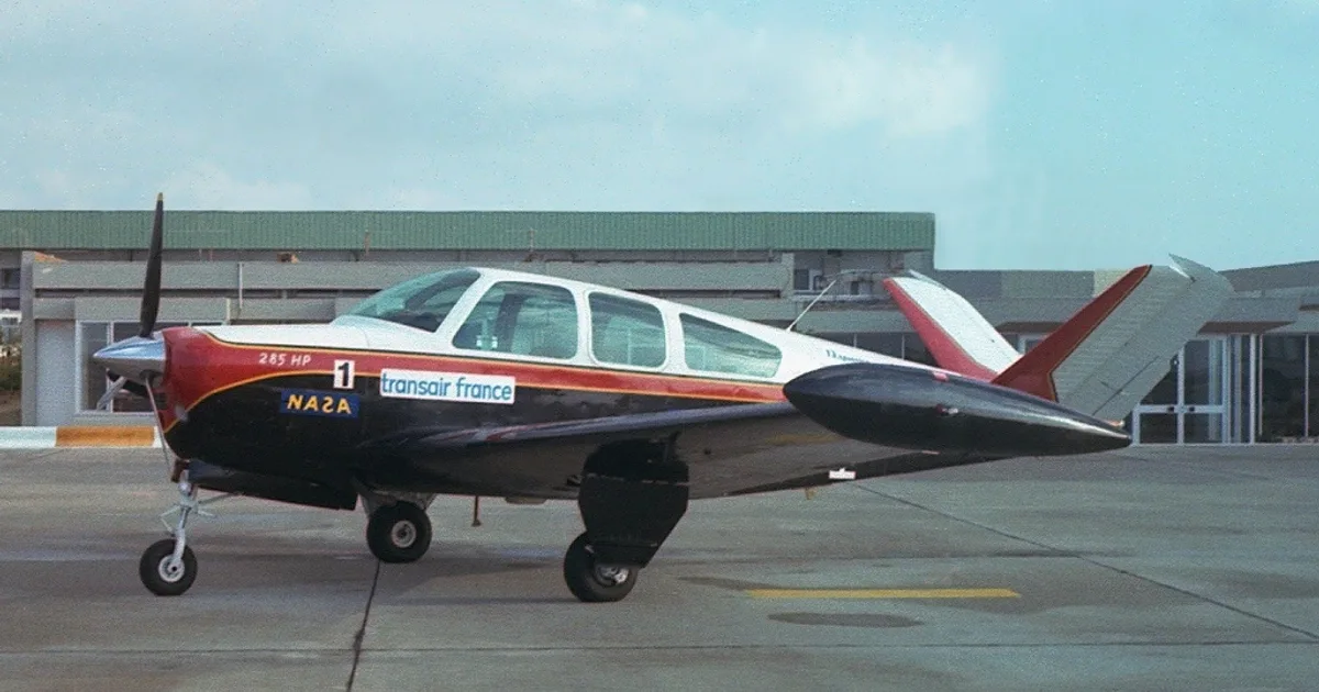 Beechcraft V35