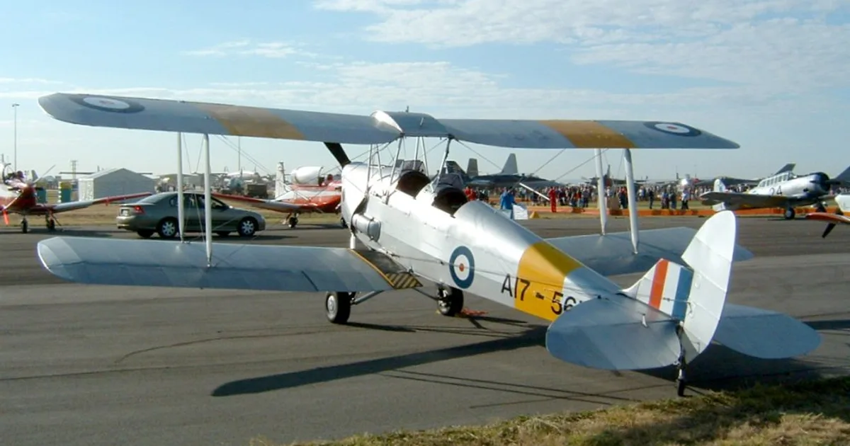 Morris Motors DH82A TIGER MOTH Tiger Moth