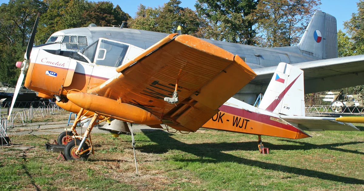 LET Cmelak Z-37A2