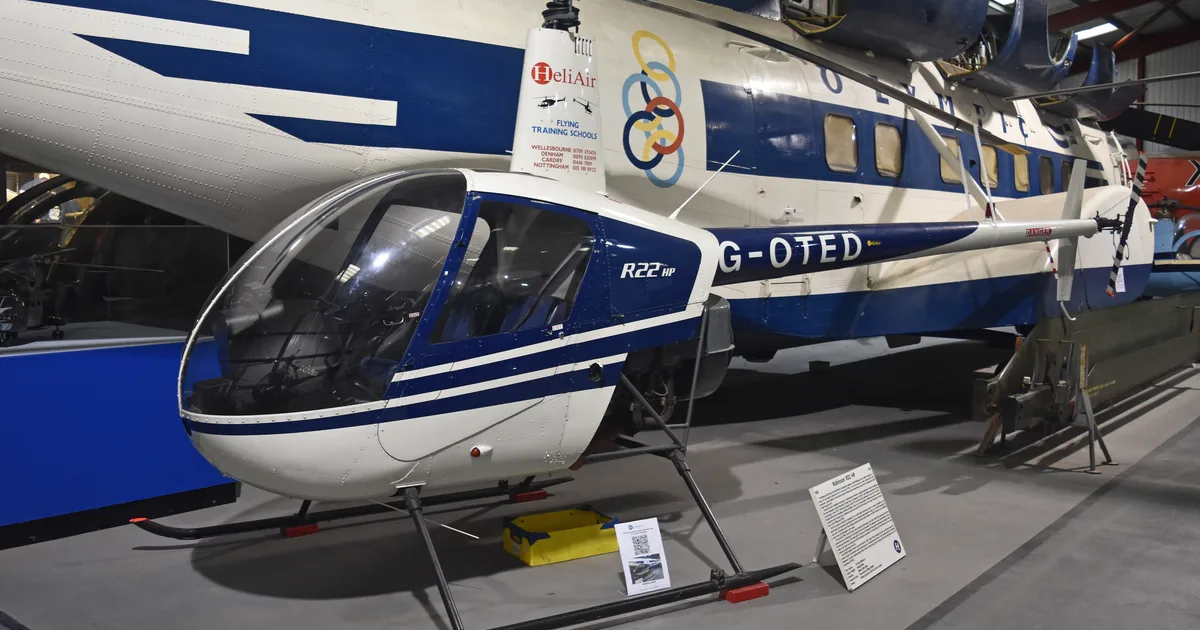 Robinson Helicopter Company R22 HP
