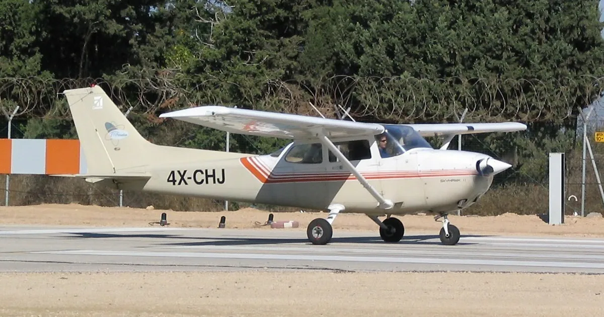 Reims Aviation Sa F172P