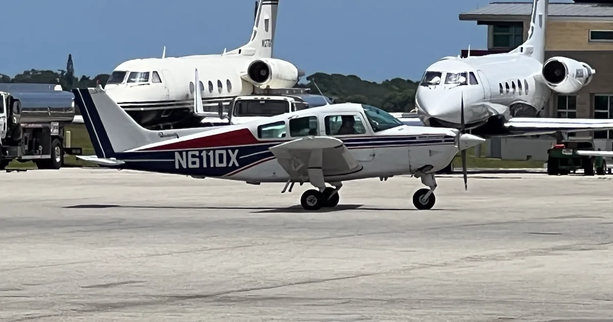 Beechcraft C23