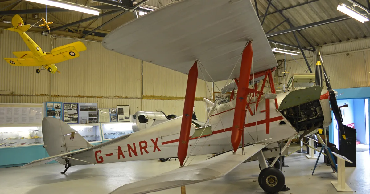 De Havilland Aircraft Corp. DH82A TIGER MOTH Tiger Moth