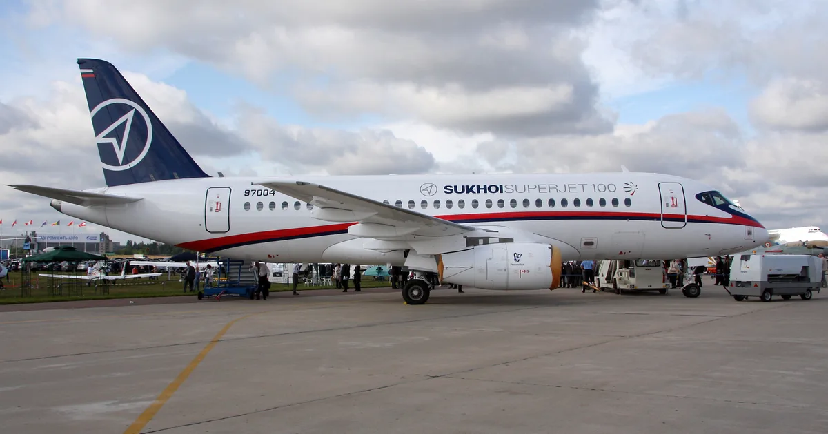 Sukhoi Superjet 100 95 LR-100