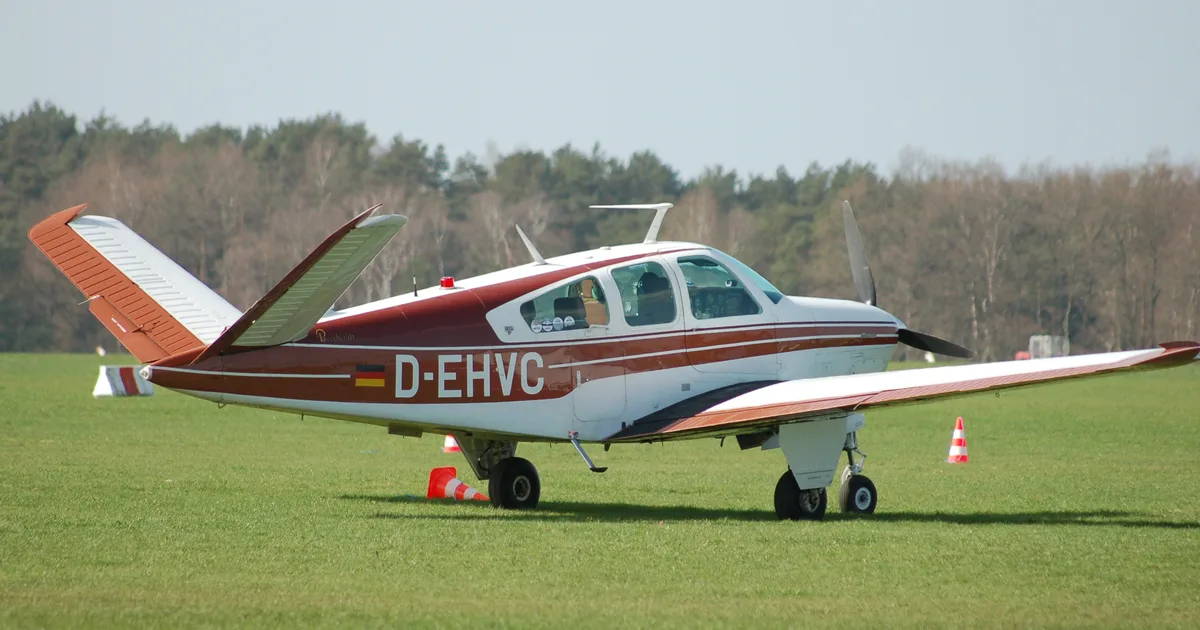Beechcraft V35B