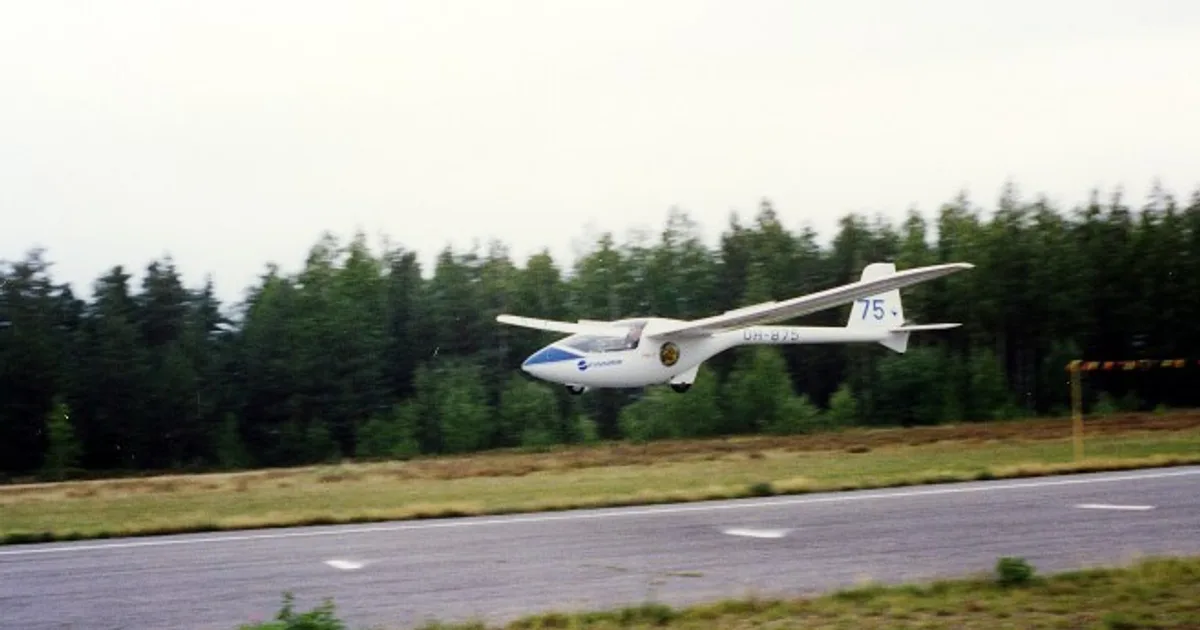 PZL-SWIDNIK PW-5 (Pezetel)