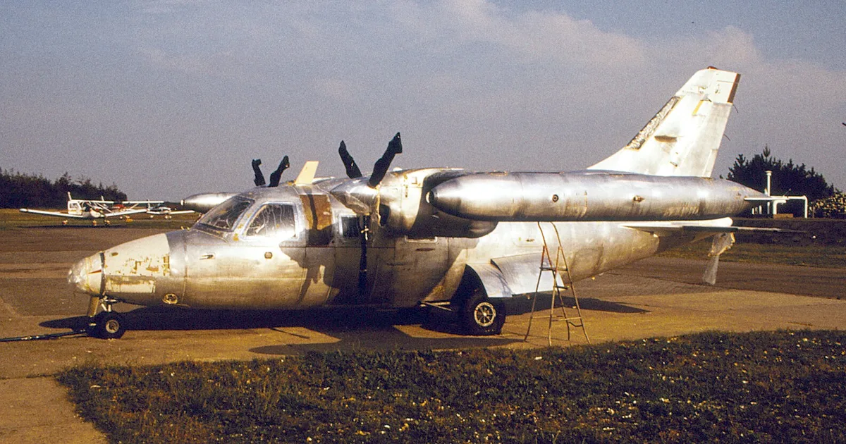 Mitsubishi MU-2 J