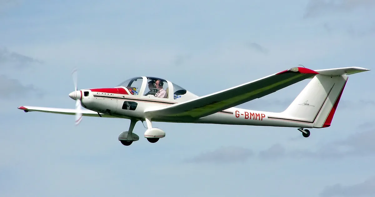 BURKHART GROB FLUGZEUGBAU G109