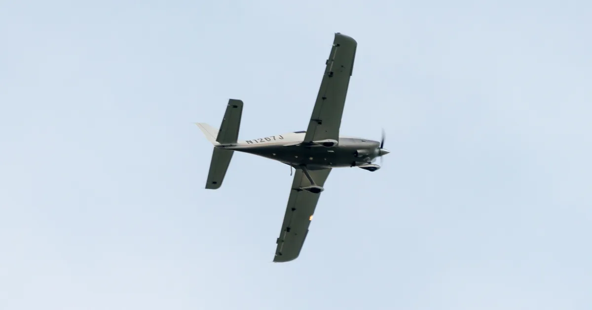 Representative photo of a Columbia Aircraft Mfg LC42-550FG