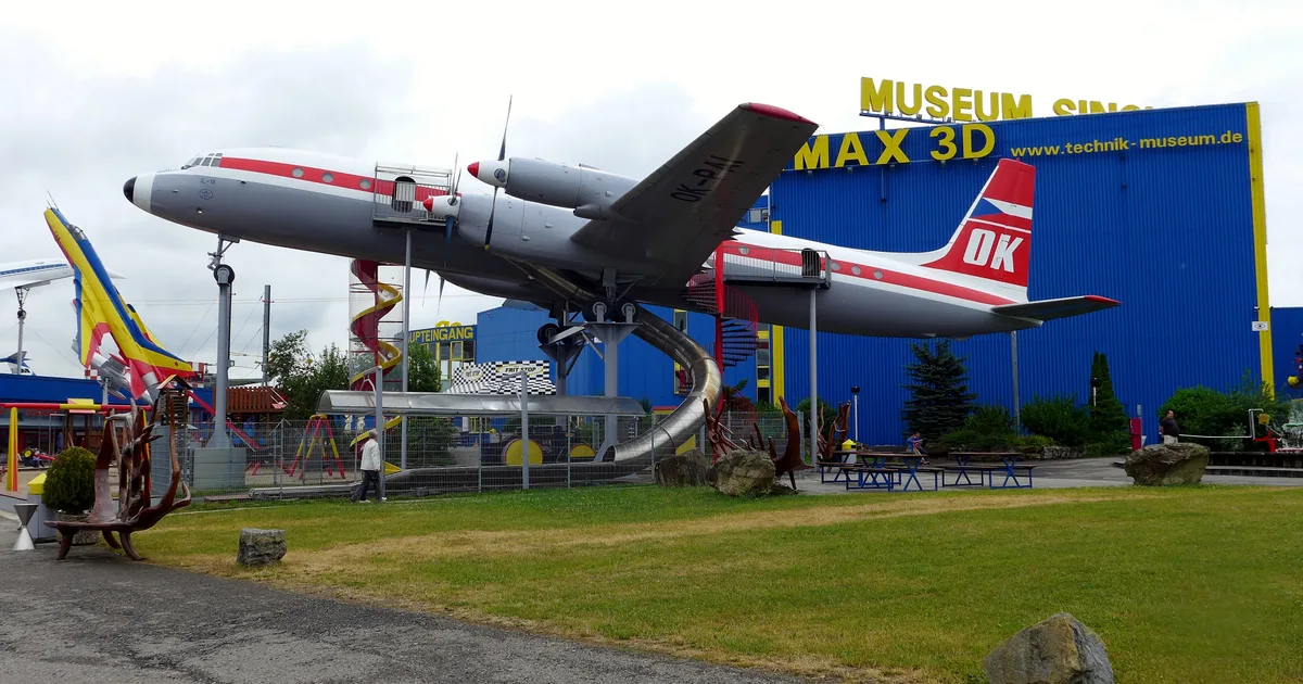 ILYUSHIN IL-18 D