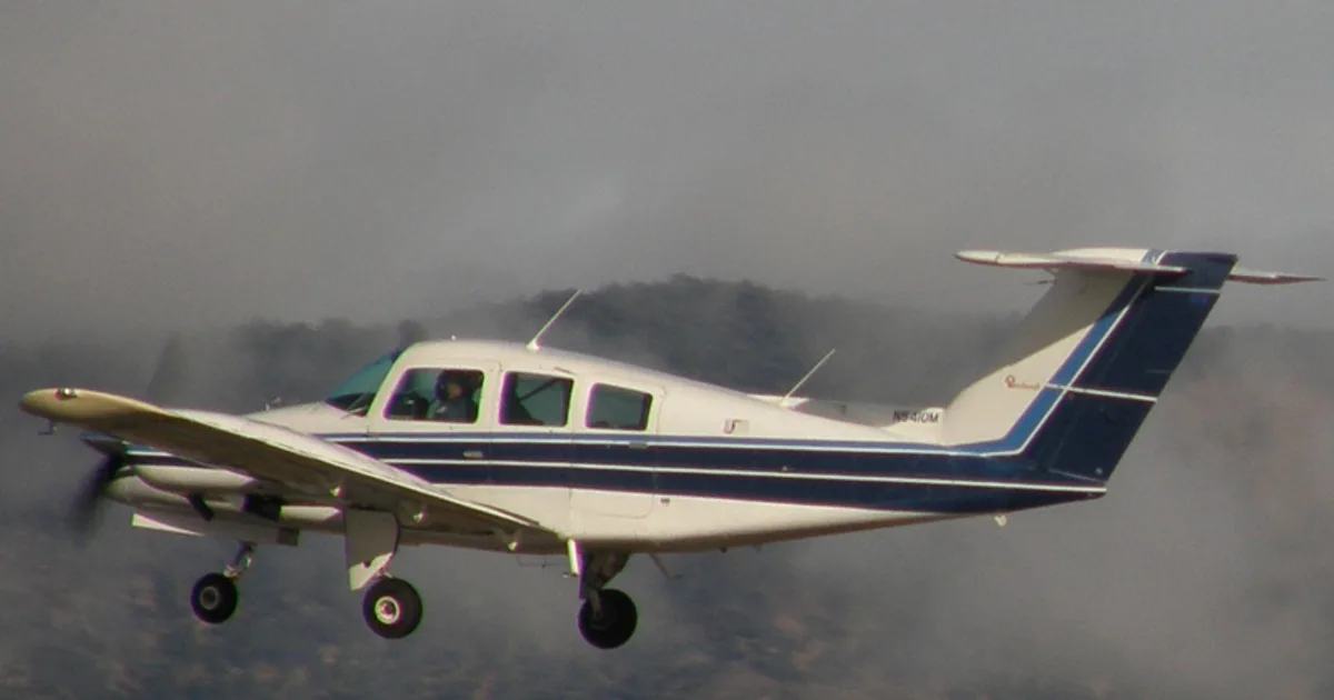 Beechcraft Duchess 76