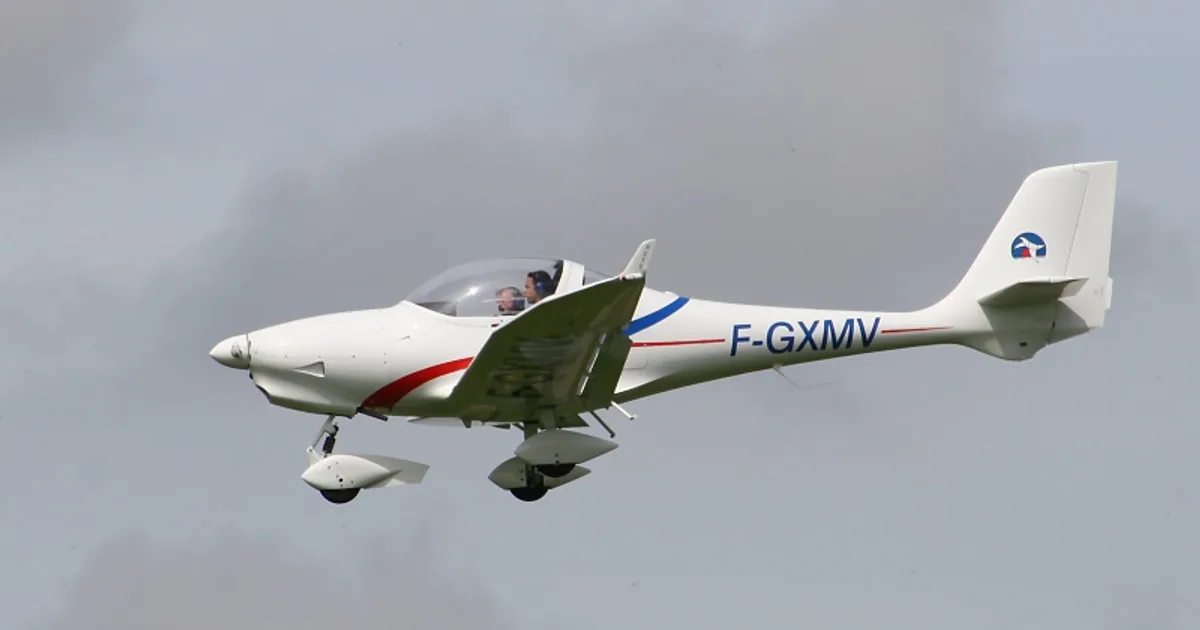 Aquila AT-01 A-210