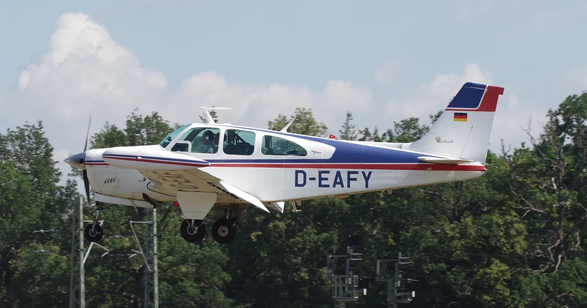 Beechcraft 35-C33A