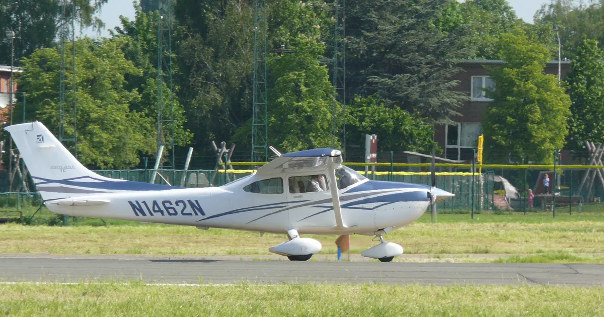 Representative photo of a TEXTRON AVIATION INC T182T