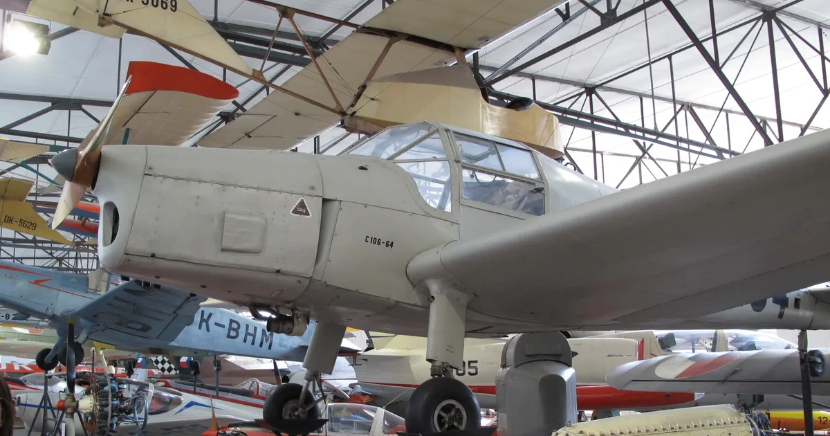 Moravan Zlin Trener Z-226M