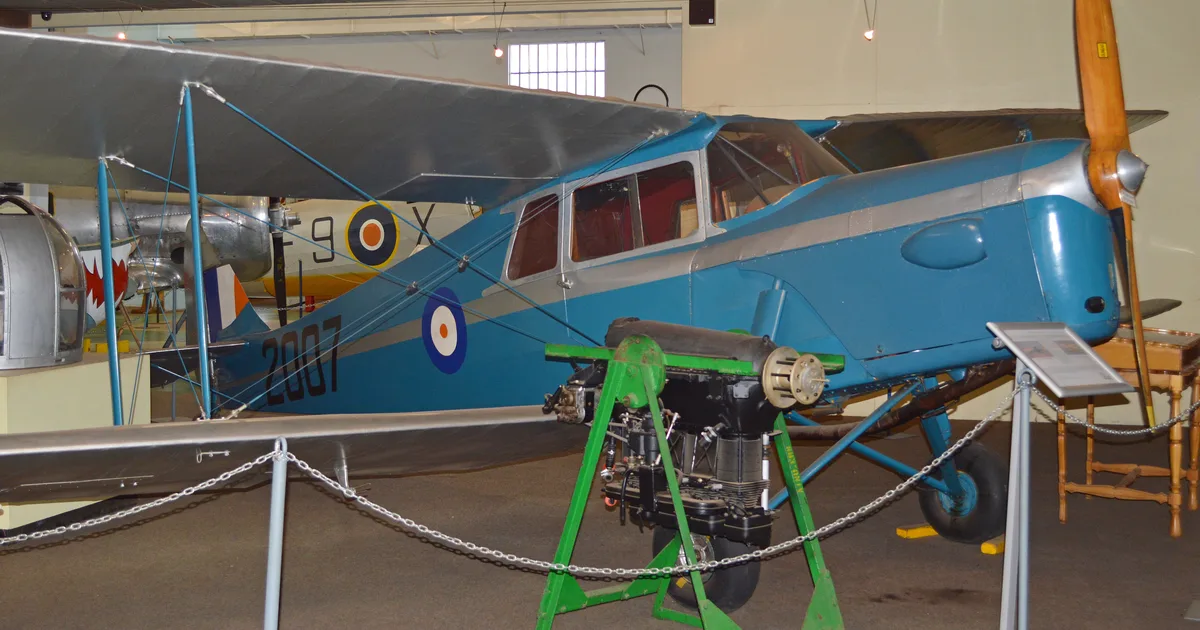 De Havilland Aircraft Corp. DH87B HORNET MOTH Hornet Moth