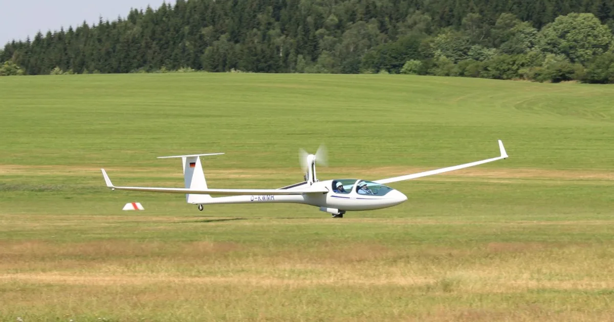 Alexander Schleicher ASG 29 27-18Es