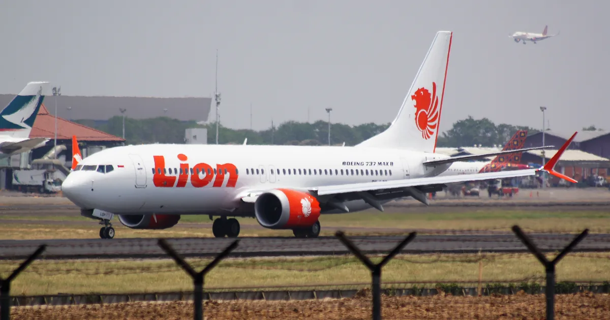 The Boeing Company 737MAX 8