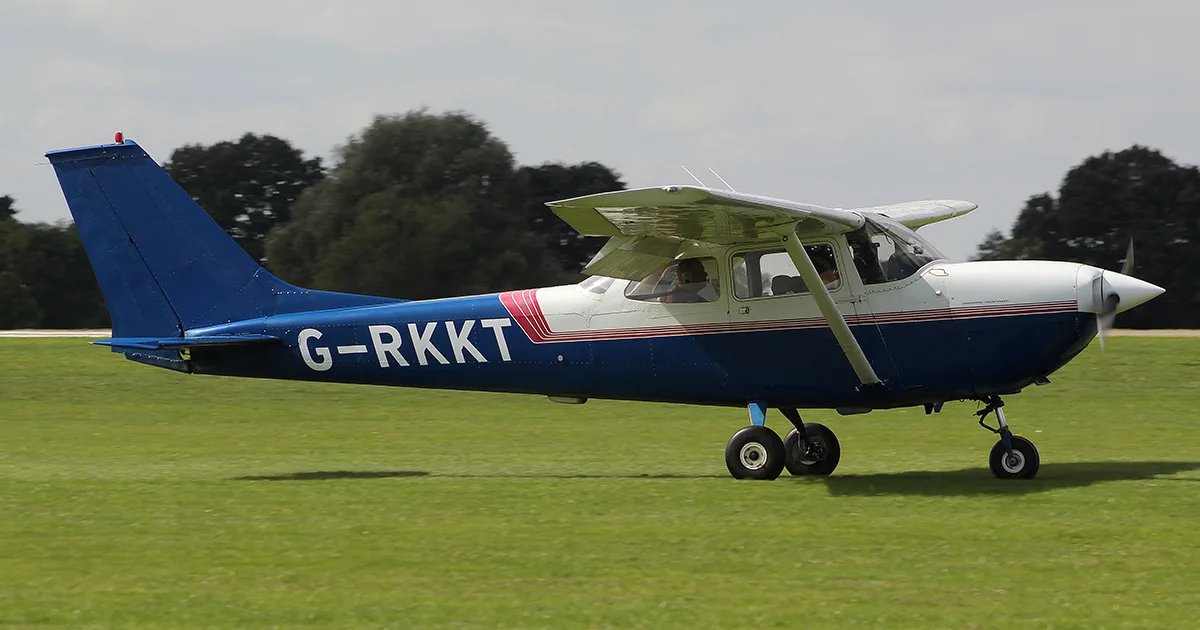 Cessna Aircraft Company FR172G Rocket