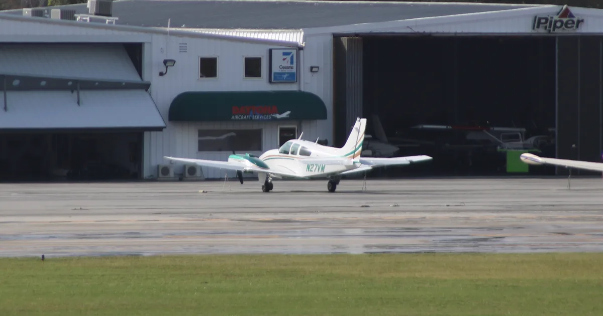 Beechcraft D55
