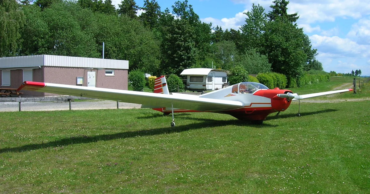 Scheibe Flugzeugbau GmbH SCHEIBE SF25B Falke