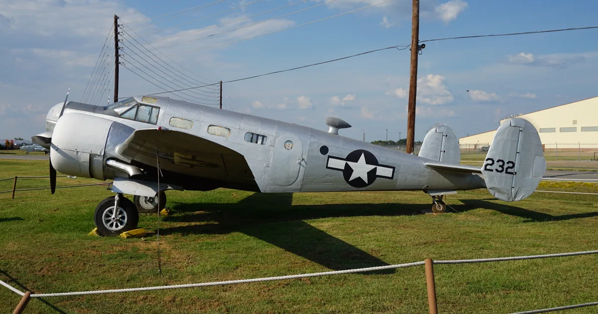 Beechcraft Beech 18 G / S